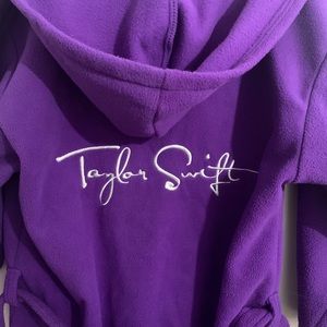 Taylor Swift “Speak Now” Robe! Never been used